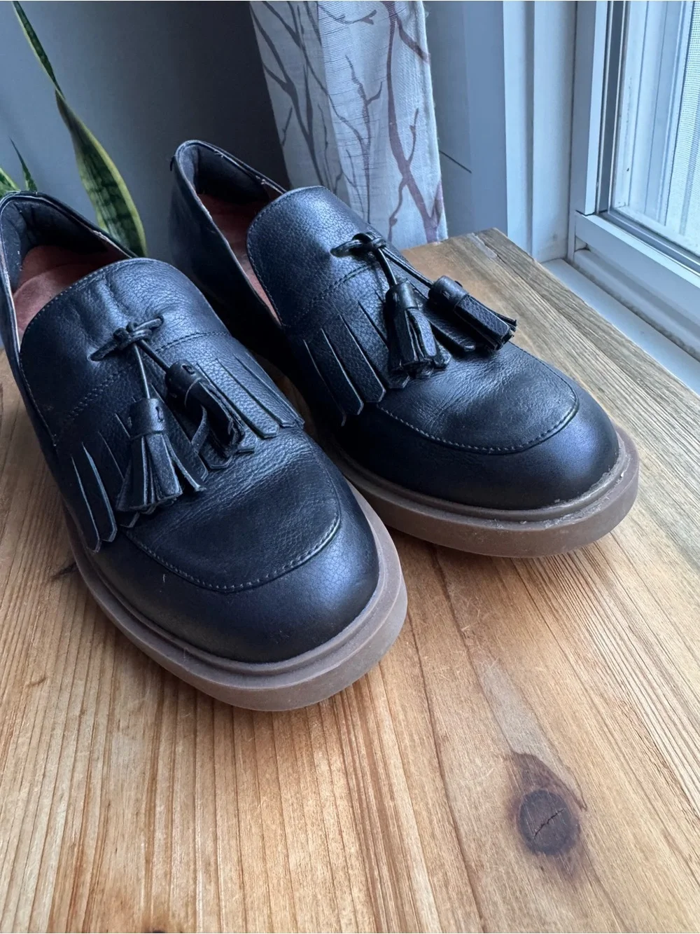 Aerosoles Black Leather Kiltie Tassel Loafers Womens 9 M Comfort Shoes